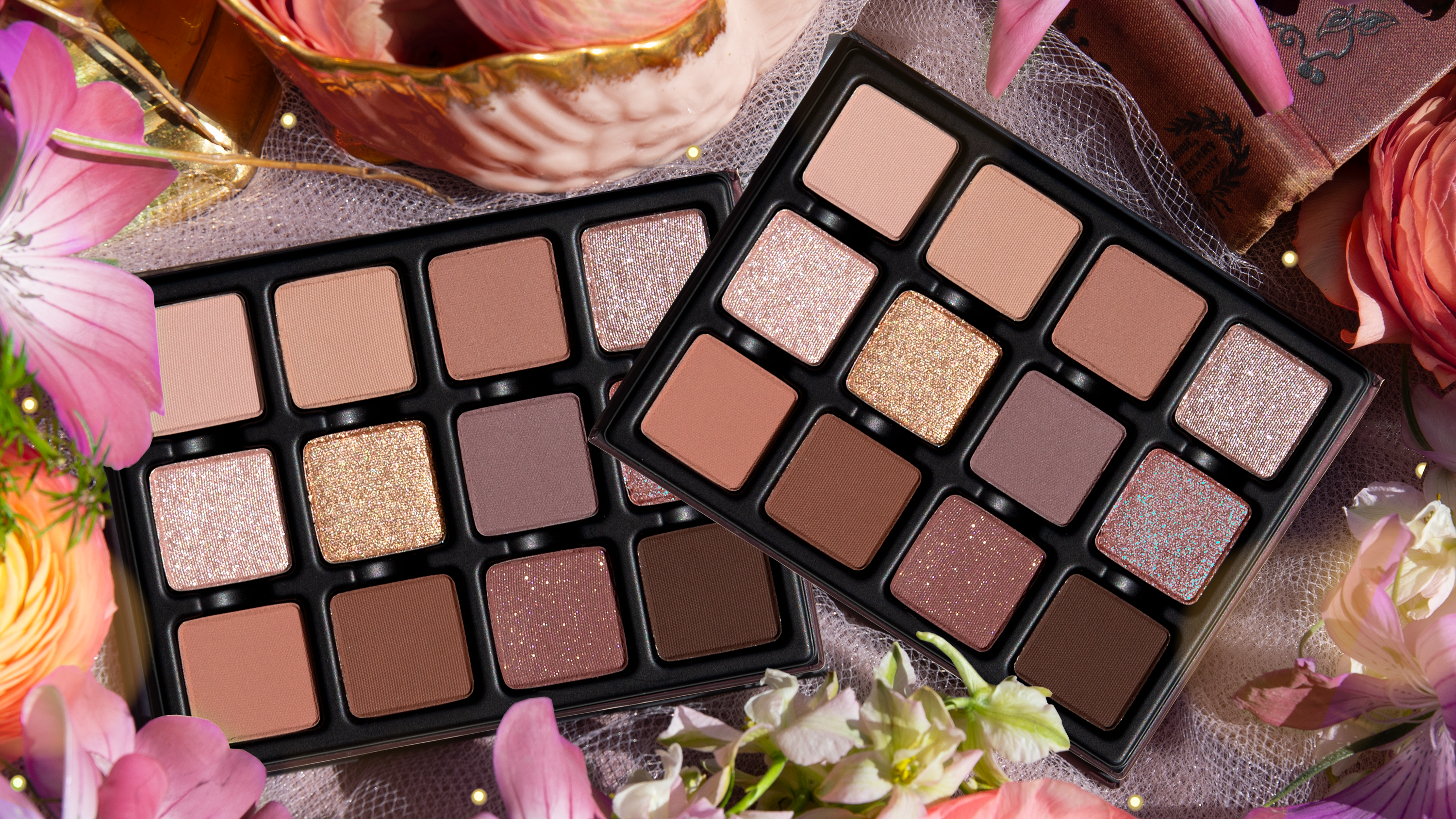 Group shot of Midsommer Lumière Étendu palettes showcasing soft brown, mauve, and rosewood tones.