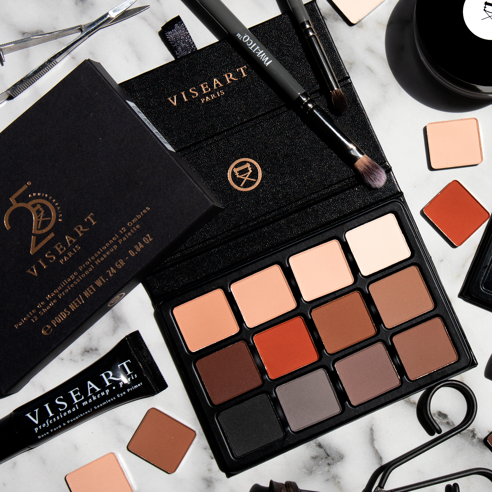 Open palette with all-matte neutral shades from ivory to bark brown, ideal for contour, lid, and brow work across all skin tones.
