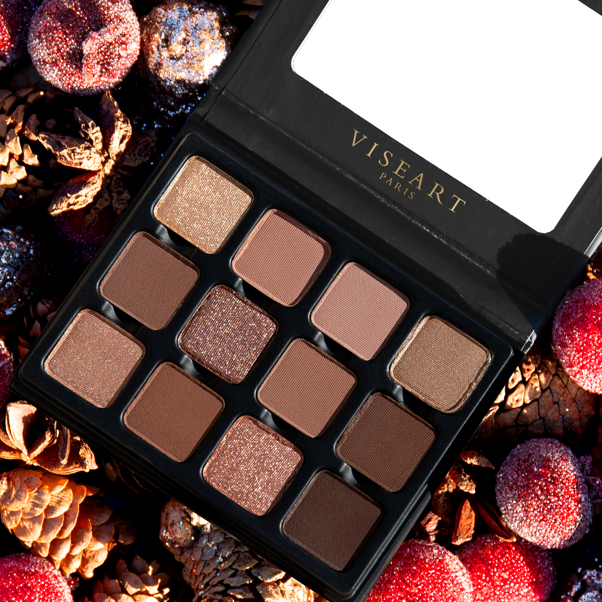 Petites Praline Dulce palette open display caramel vanilla cocoa tones