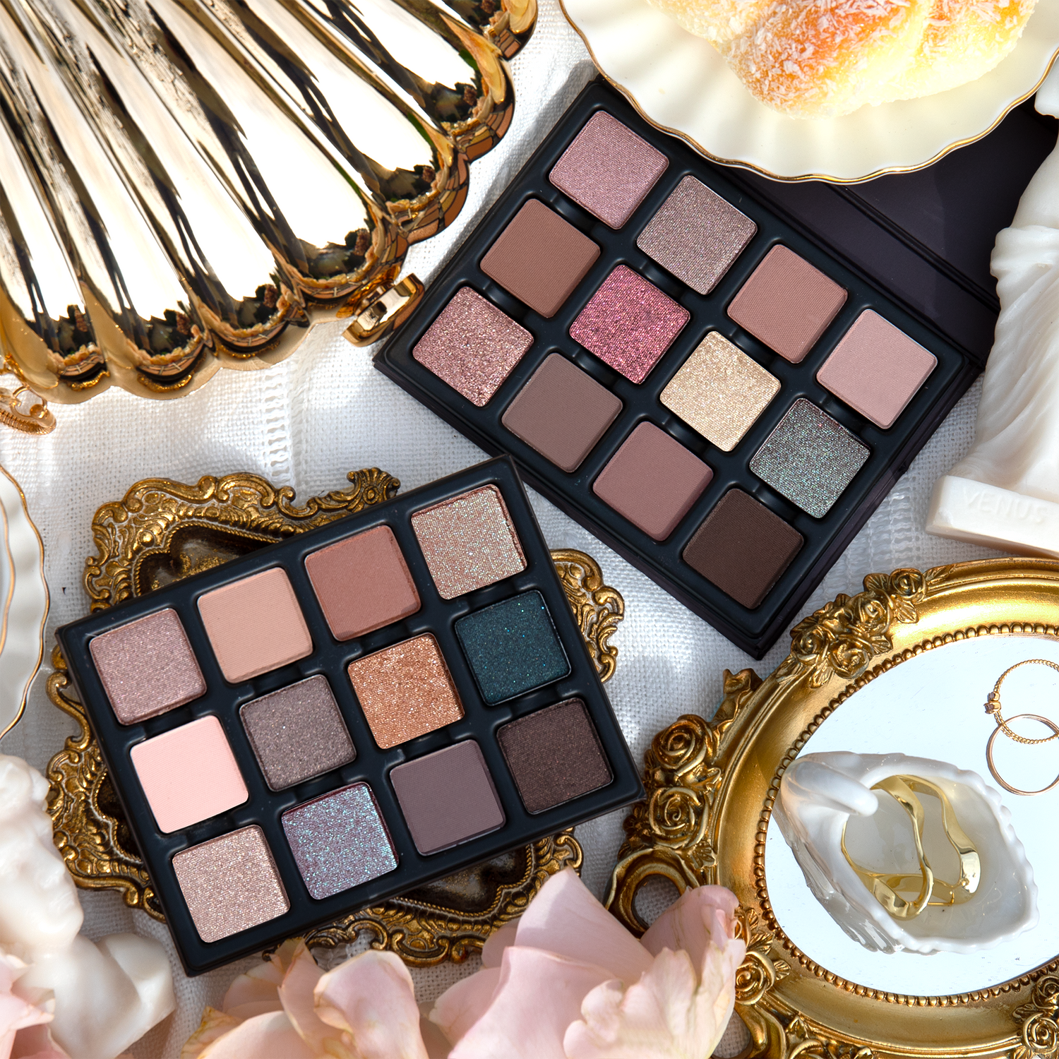 Cashmerie Charmeuse Étendu displayed in a luxe group shot with rich-toned Étendu palettes.