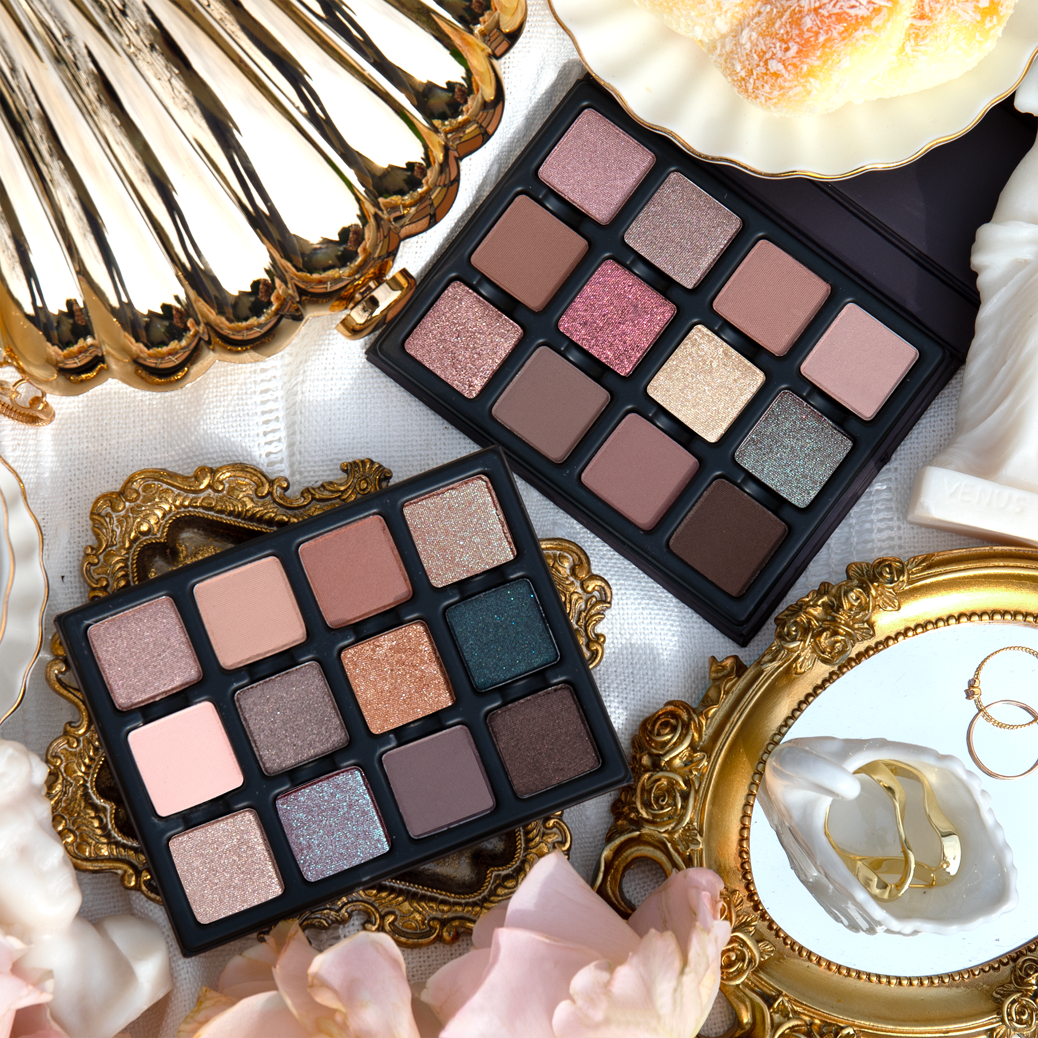 Cashmerie Charmeuse Étendu displayed in a luxe group shot with rich-toned Étendu palettes.