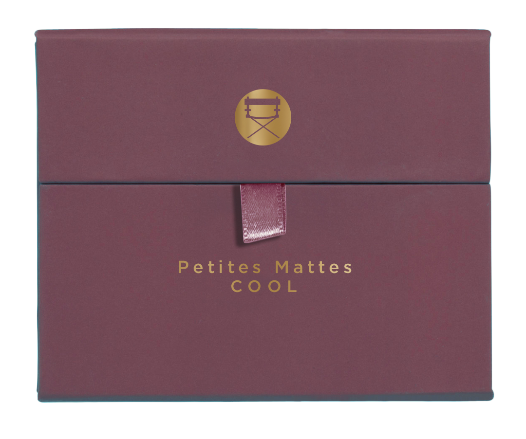 Closed palette with cool matte shades in lilac, mauve, and taupe, perfect for soft sculpting and romantic tones.