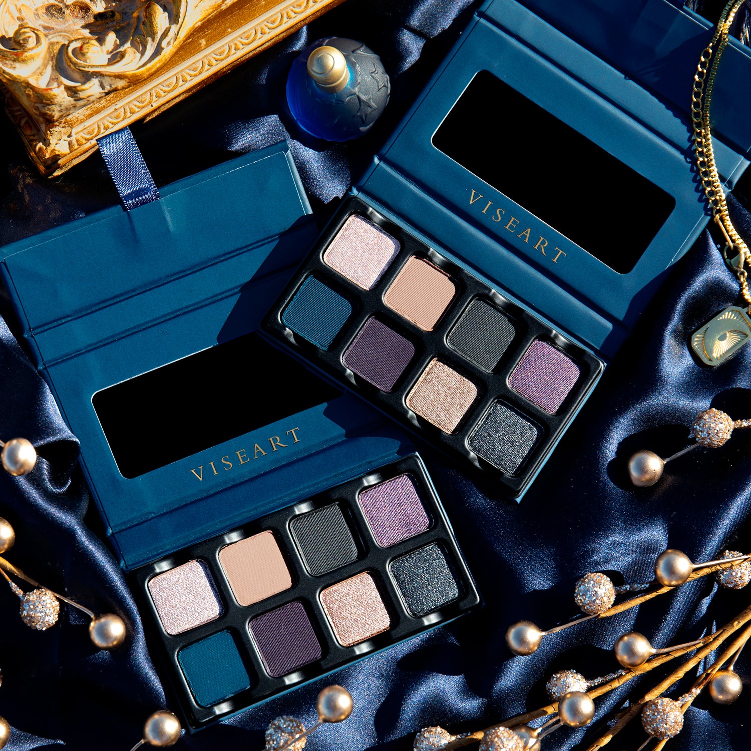 Viseart Paris Petit Pro Paris Etoile Eyeshadow Palette Display