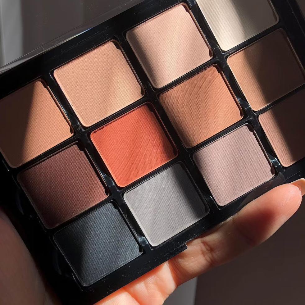 The Best Nude Eye Shadow Palettes, According To A Makeup Artist