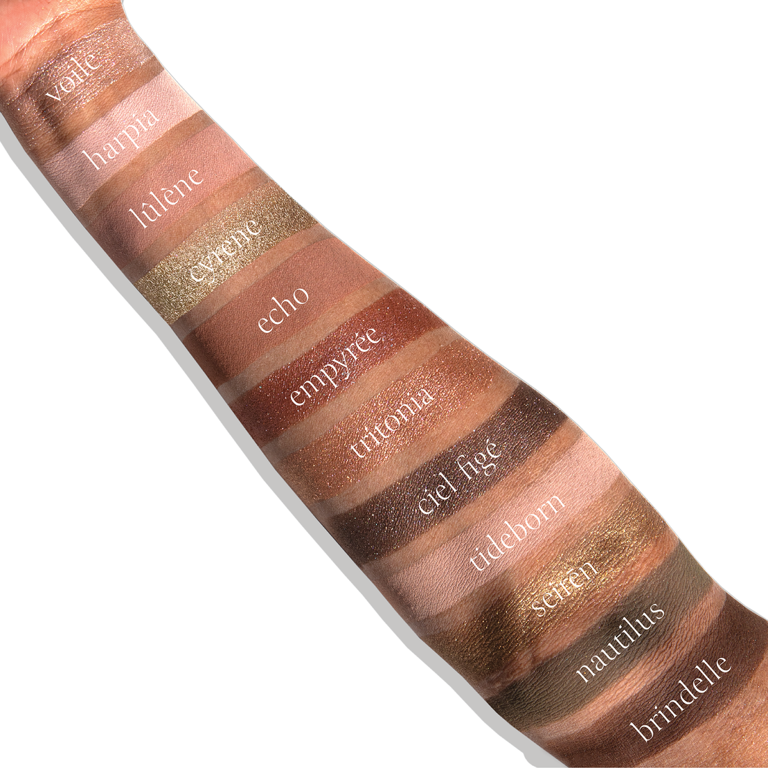 Sireneuse Nocturne Étendu eyeshadow swatches fair skin, deep skin, shimmer matte, duochrome
