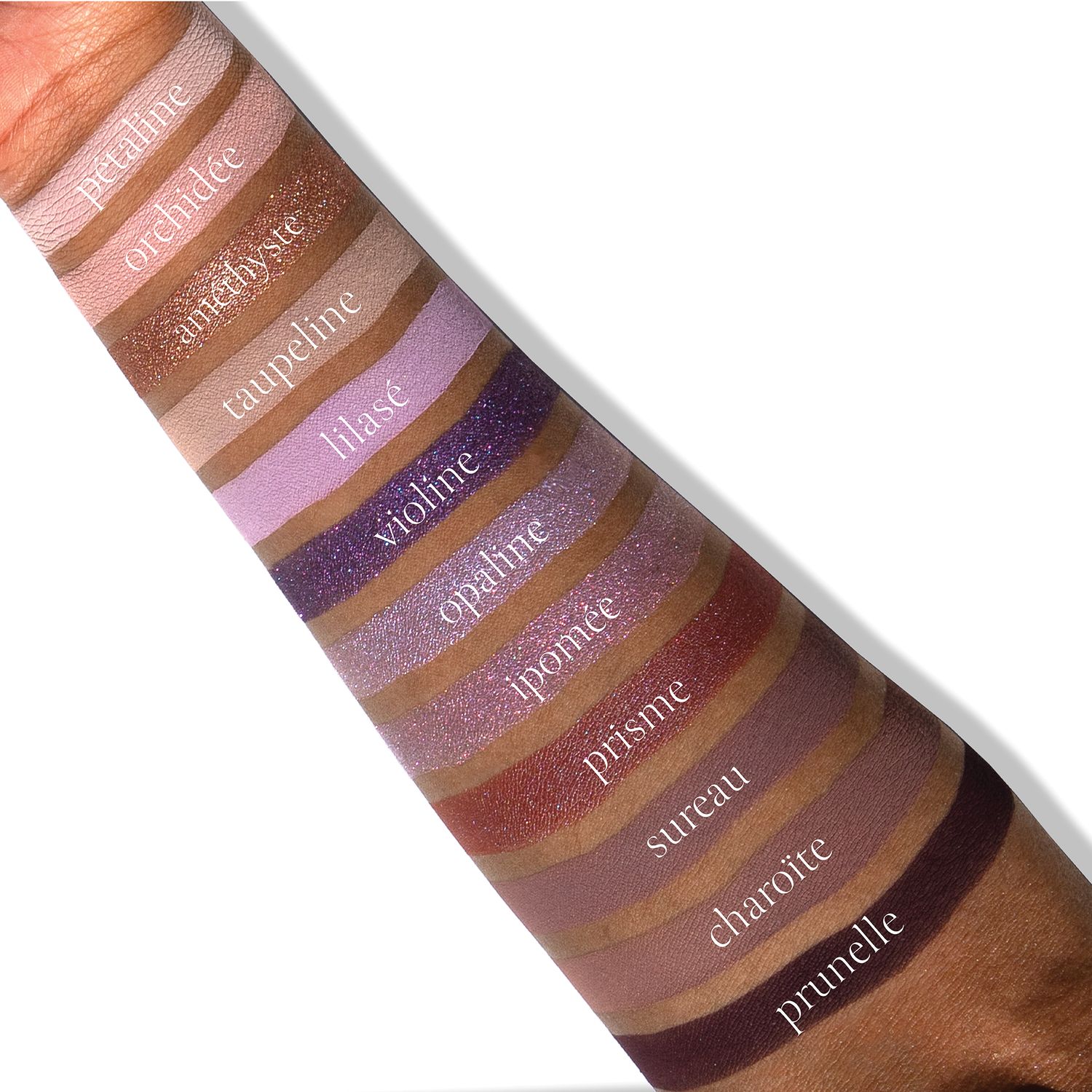 Violette Lumière Étendu eyeshadow swatches violet lilac mauve duochrome shades
